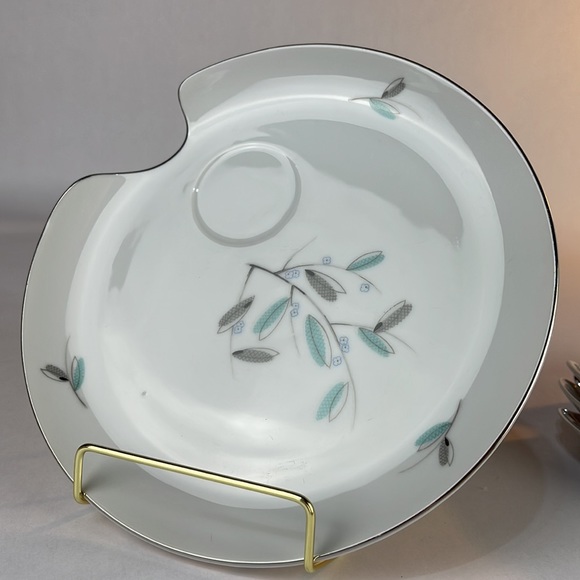 Vintage MCM China Appetizer Plate Set - Picture 8 of 13